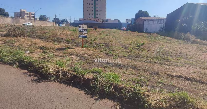 Lote de esquina Santa Mônica