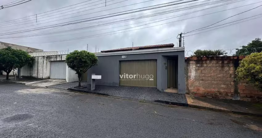 Casa com 3 quartos à venda no Alto Umuarama, Uberlândia 