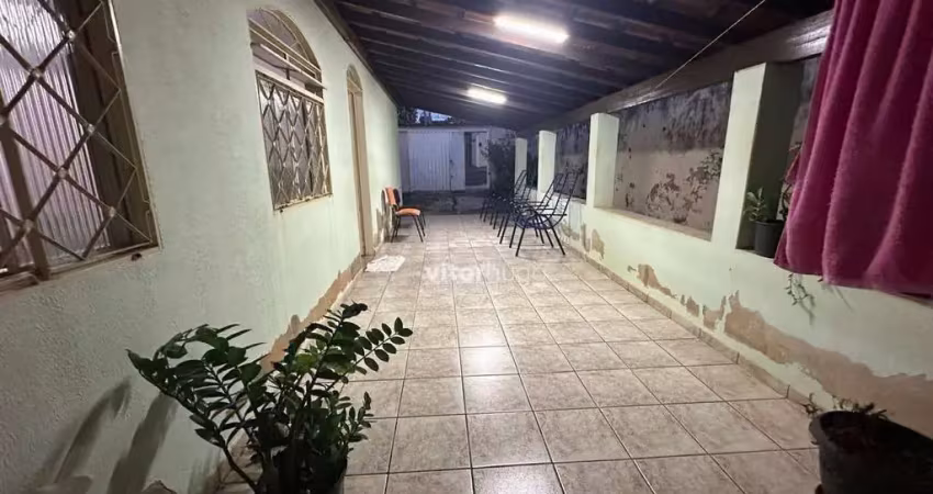 Casa com 3 quartos à venda no Bom Jesus, Uberlândia 