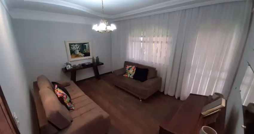Oportunidade única de investimento com renda imediata  e casa pronta para morar