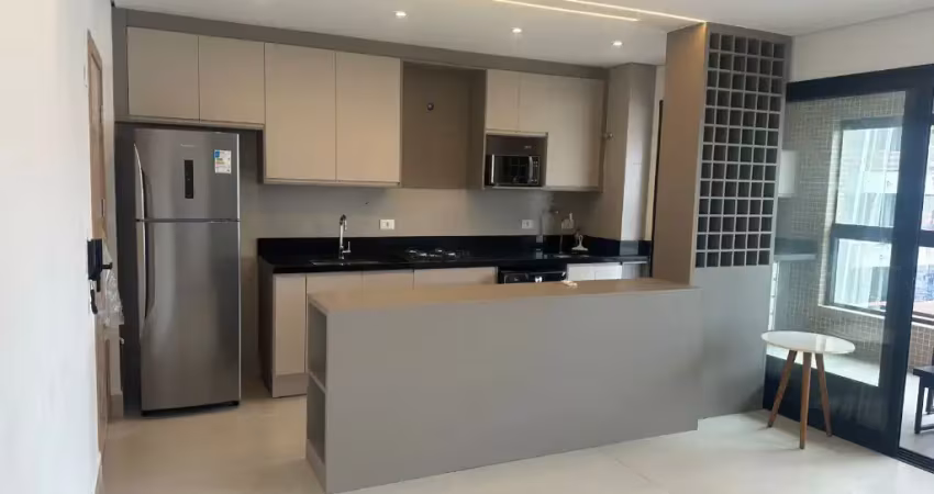 Apartamento 2 quartos prédio novoi com lazer próximo a praia em santos