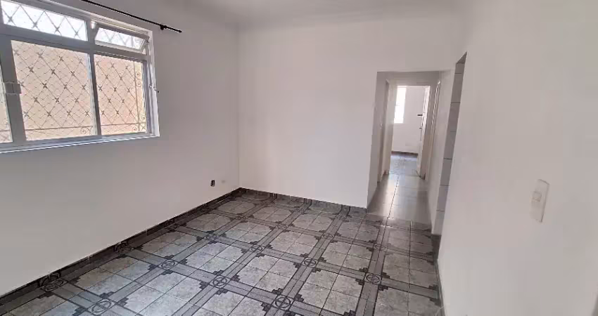 Ótimo apartamento térreo 2 quartos no boqueirão santos