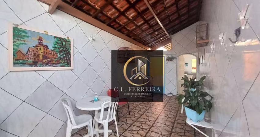 Casa para venda em Vila Antártica de 70.00m² com 2 Quartos, 1 Suite e 2 Garagens