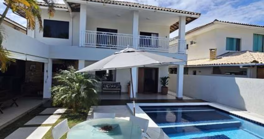 Casa à venda com 250m², 4 quartos,  sendo 3 suítes, duas vagas internas e 2 externas, Estrada do Coco- Ba