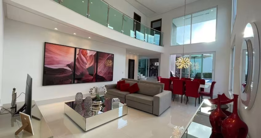 Excelente casa à venda com quatro quartos, área privativa 302m²,  dois pavimentos, Alphaville Litoral Norte 1, Abrantes, Camaçari - Ba