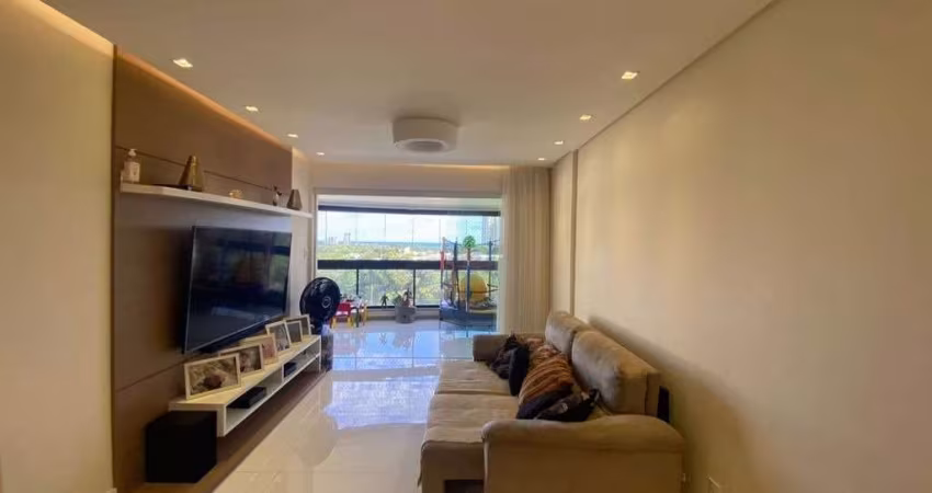 Ótimo apartamento à venda em Alphaville I,  3 quartos, sendo 1 suíte,  andar alto, vista mar, super arejado,  112m2, Salvador-Ba.
