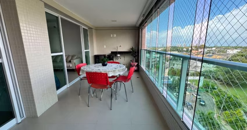 Apartamento à venda com 142m², andar alto, posição sul, arejado, três suítes, três vagas de garagem com 01 depósito, Alphaville I, Paralela, Salvador-