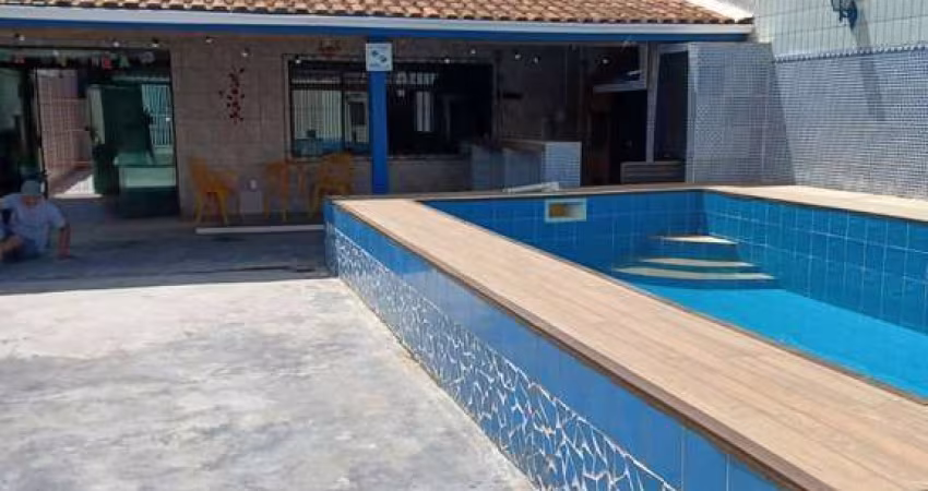Casa 2 Quartos a Venda no bairro Estuário - Santos SP