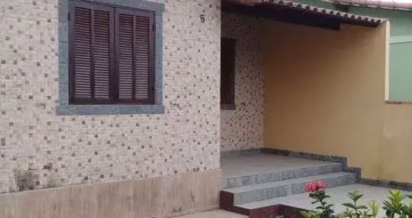 COD 418: CASA EM CONDOMÍNIO - ARARUAMA.