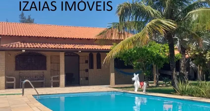 COD 359: CASA COM PISCINA EM ITAÚNA - SAQUAREMA.