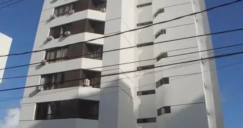 AP 3/4 UMA SUITE NO CANDEAL COM INFRA E DUAS VAGAS