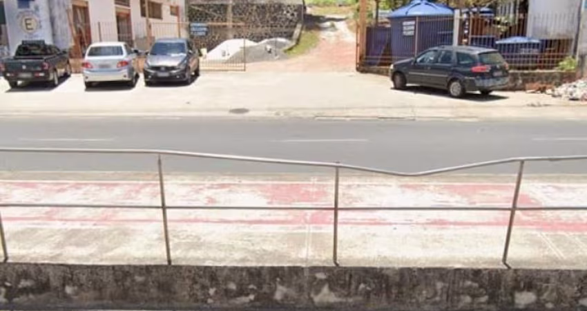 Terreno para Venda no bairro SETE PORTAS, localizado na cidade de Salvador / BA.