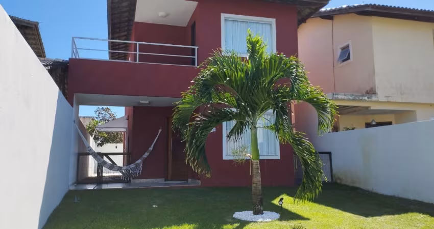 CASA DE 3 QUARTOS, 3 SUÍTES, 180 M2, EM UM DOS MELHORES CONDOMÍNIO DE CATU DE ABRANTES, CONDOMÍNIO BETAVILLE. 