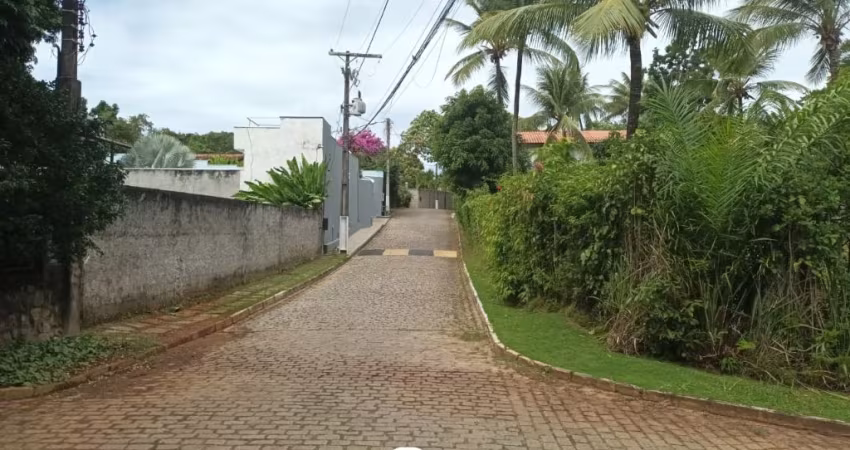 TERRENO PARA VENDA, AGUAS FINAS NO BAIRRO RECREIO IPITANGA, LOCALIZADO NA CIDADE DE LAURO DE FREITAS / BA.