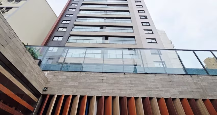  BARRA WAY RESIDENCE 2/4, SENDO UMA SUÍTE, BANHEIRO SOCIAL, SALA, VARANDA GOURMET, COZINHA AMERICANA, ÁREA DE SERVIÇO, DEPÓSITO.