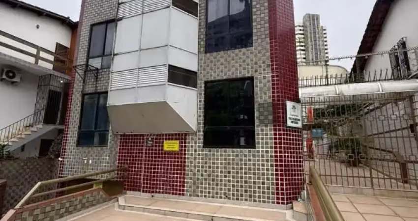 Exclusividade  eleven imóveis   prédio comercial em salvador, no acupe brotas , com 805m², 22 salas, 15 vagas. ideal para negócios! próximo a escolas e hospitais. segurança e infraestrutura completas!