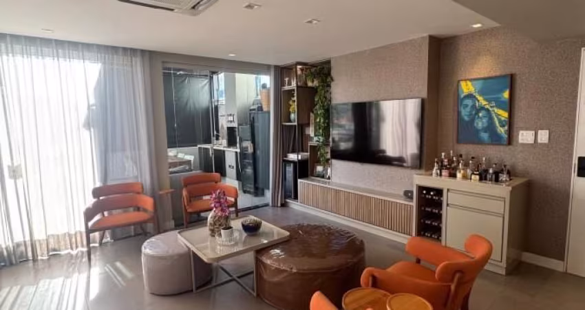 Venham conferir essa cobertura  linear decorada no Caminho das Árvores 