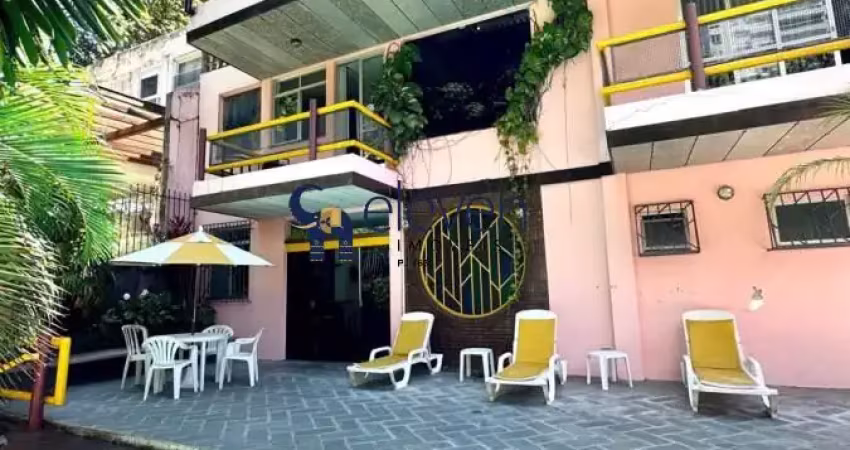 Casa no candeal  belíssima casa com 3 suítes + escritório, 3 pavimentos, piscina e vista permanente para a reserva florestal, no candeal