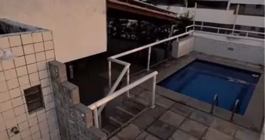 Exclusiva cobertura com energia solar na pituba 4/4 cim uma suite , infra , piscina interna  e três vagas 