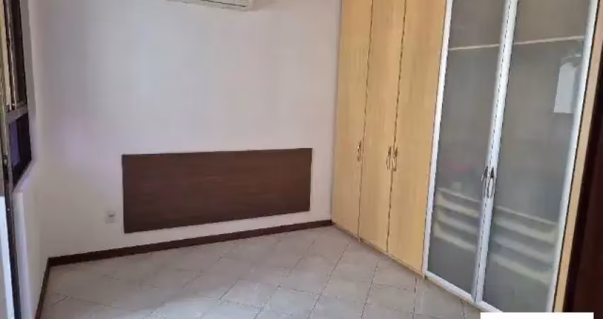 Descubra este apartamento de 2 quartos na rua território do amapá, na pituba, uma oportunidade  em frente ao colégio militar.
