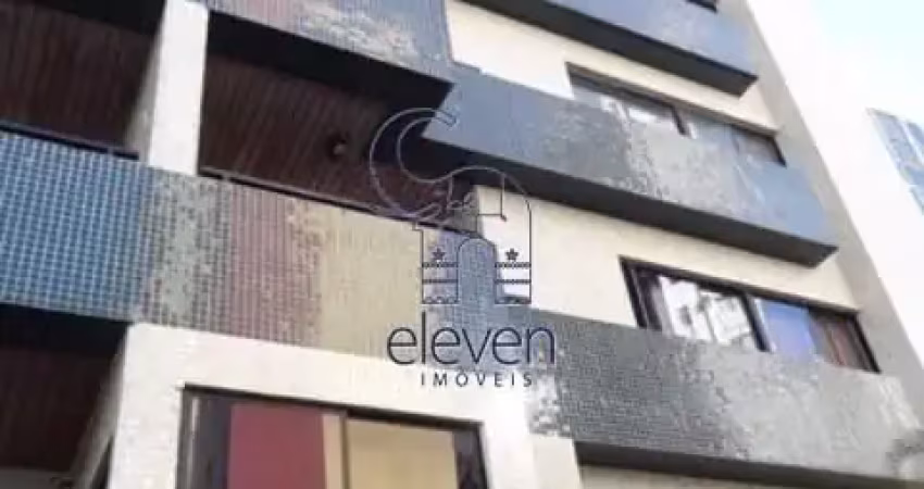 Amplo apartamento em costa azul: conforto e qualidade de vida 3/4 uma sute com duas vagas com infra