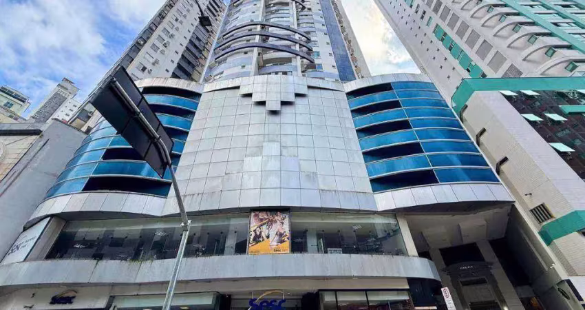 Apartamento Mobiliado com 2 dormitórios à venda, 79 m² por R$ 1.500.000 - Centro - Balneário Camboriú/SC