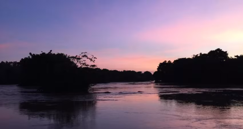 Belíssima ilha a venda em Paraguaçu