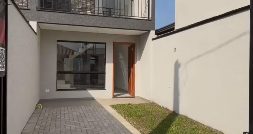 Sobrado com 3 quartos no umbara com 85m2 com bom espaço de terreno