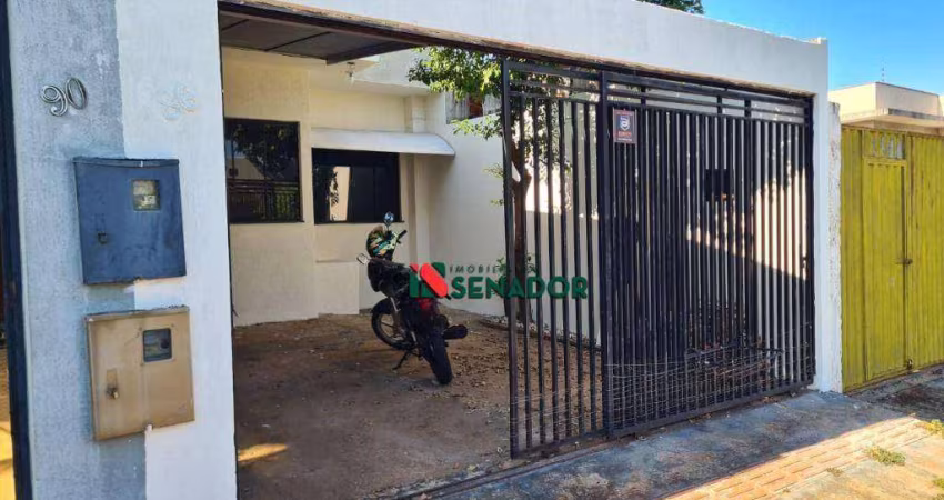 Casa com 3 dormitórios para alugar, 98 m² por R$ 2.200,00/mês - Loteamento Chamonix - Londrina/PR