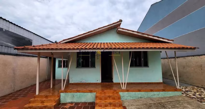 Terreno de 252m2 no novo mundo, com 2 casas em alvenaria