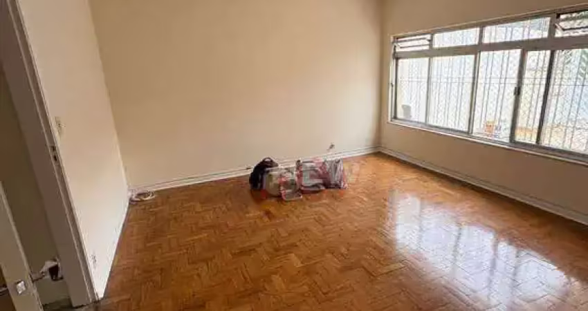 Casa com 3 quartos para alugar na Rua Doutor Romeo Ferro, Butantã, São Paulo