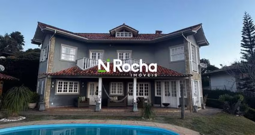 Casa Duplex em Nogueira, Petrópolis/RJ