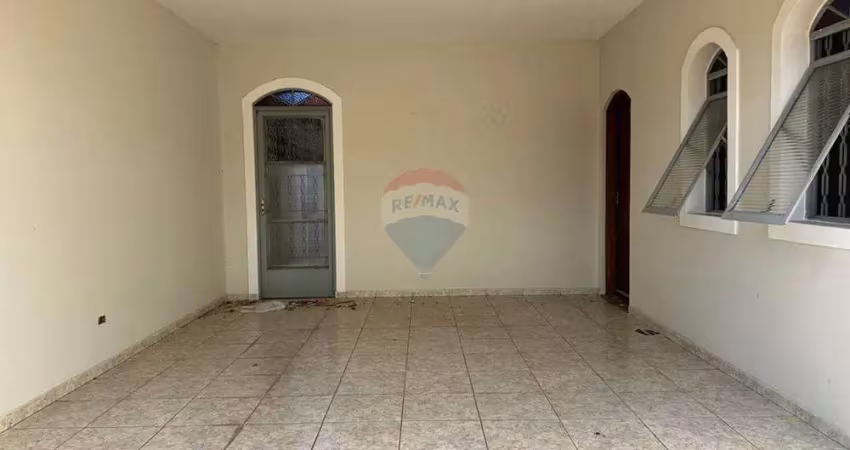 Casa à Venda com 2 Quartos, Colina da Serra, Cabreúva