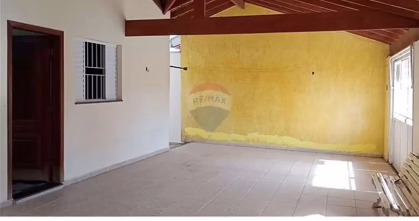 Casa com 3 quartos à venda na Rua Água Marinha, 764, Colina da Serra, Cabreúva