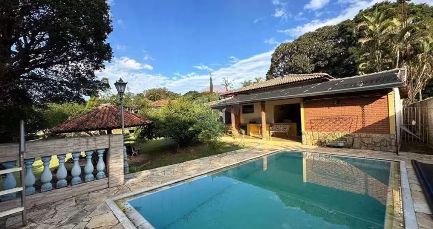Chácara com Piscina à Venda, Bairro Jacaré em Cabreúva, Sp
