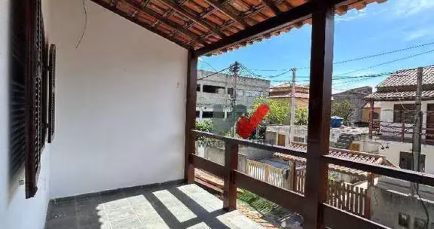 Casa com 2 dormitórios para alugar, 100 m² por R$ 2.400,00/mês - Peró - Cabo Frio/RJ
