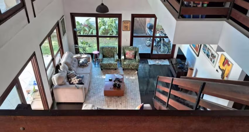 Casa para Venda em Niterói, PIRATININGA, 3 dormitórios, 2 banheiros, 2 vagas