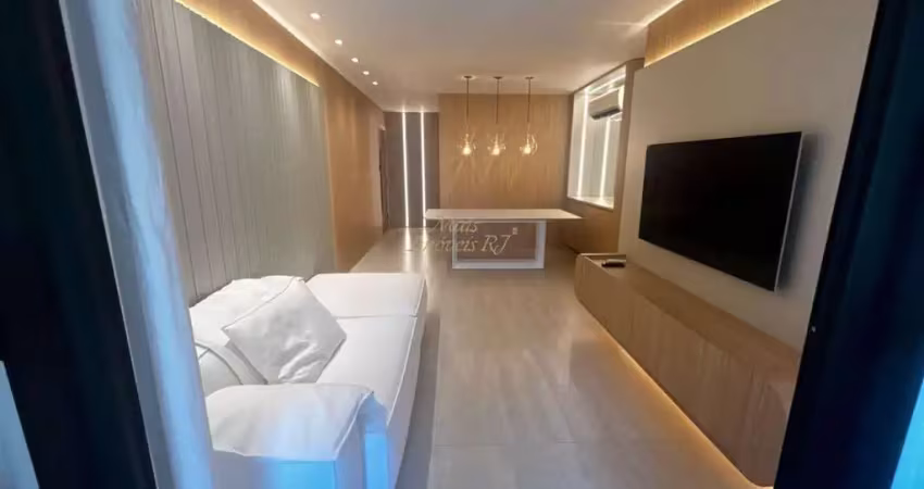 Apartamento para Venda em Niterói, PIRATININGA, 3 dormitórios, 1 suíte, 3 banheiros, 2 vagas