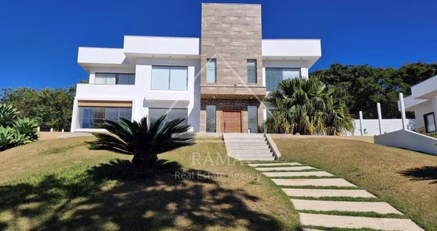 Casa para Venda no bairro Soledade de Minas (cidade) em São Lourenço, 5 quartos sendo 3 suítes, 8 vagas, Semi-Mobiliado, 1000 m² de área total, 400 m² privativos,