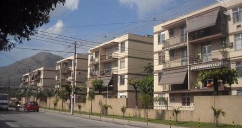 Ótimo apt°. Cond. Jardim Iaraquã, reformado, 4° andar / Ac. carta