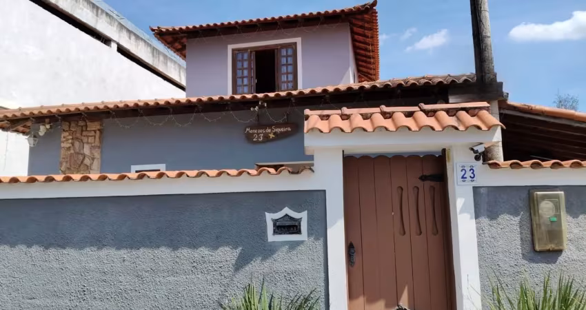 Maravilhosa casa, centro de terreno, bairro residencial / ac. carta - fgts