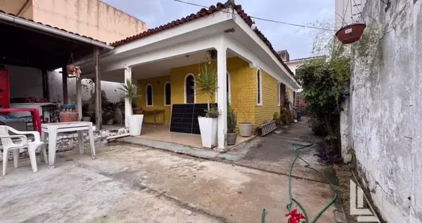 Casa à venda na Rua Coronel Manoel Vieira de Freitas, 2268, Lagoa Nova, Natal