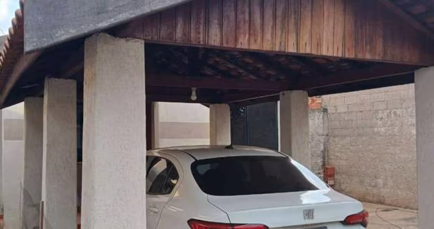 Casa com 3 Quartos à venda, 250m² - Jardim Everest