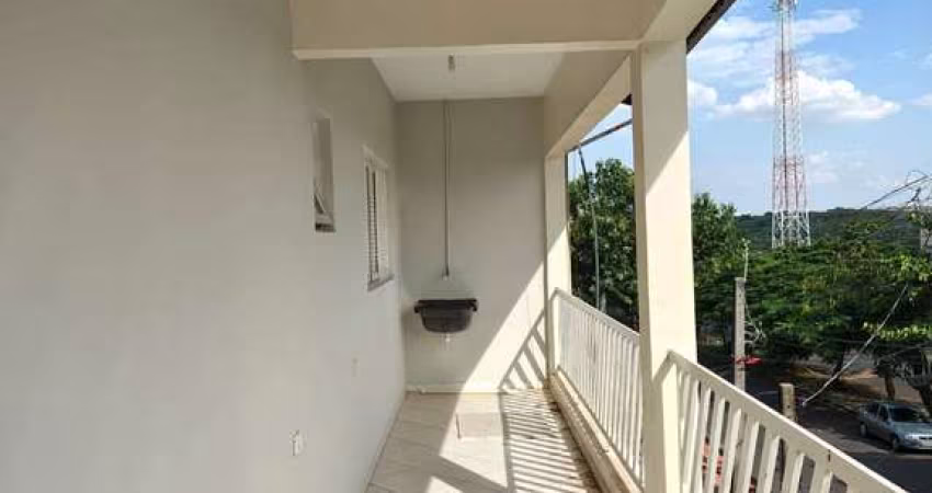 Sobrado com 3 Quartos para alugar, 230m² - Orestes Ongaro