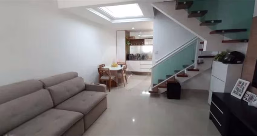 Triplex com 3 quartos à venda em Jardim Las Palmas - SP