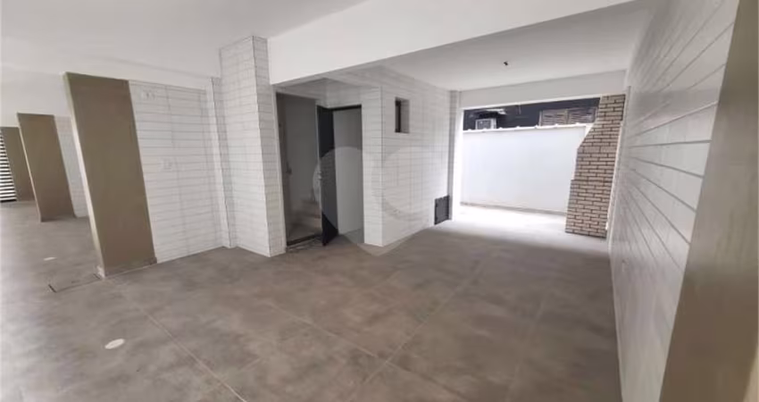 Casa com 2 quartos à venda em Macuco - SP