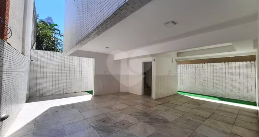 Casa de vila com 3 quartos à venda em Gonzaga - SP