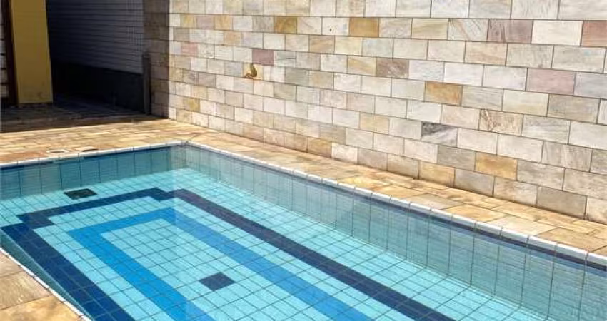 Sobrado com 5 quartos à venda em Guaiúba - SP