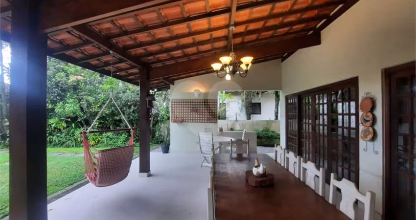 Condomínio com 5 quartos à venda ou para locação em Enseada - SP