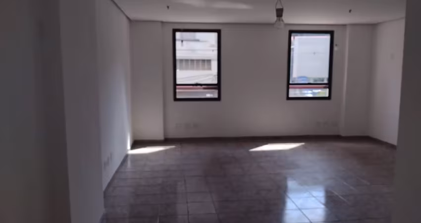 Conjunto comercial - 38 m² - 01 vaga - 50 m do metro vila mariana